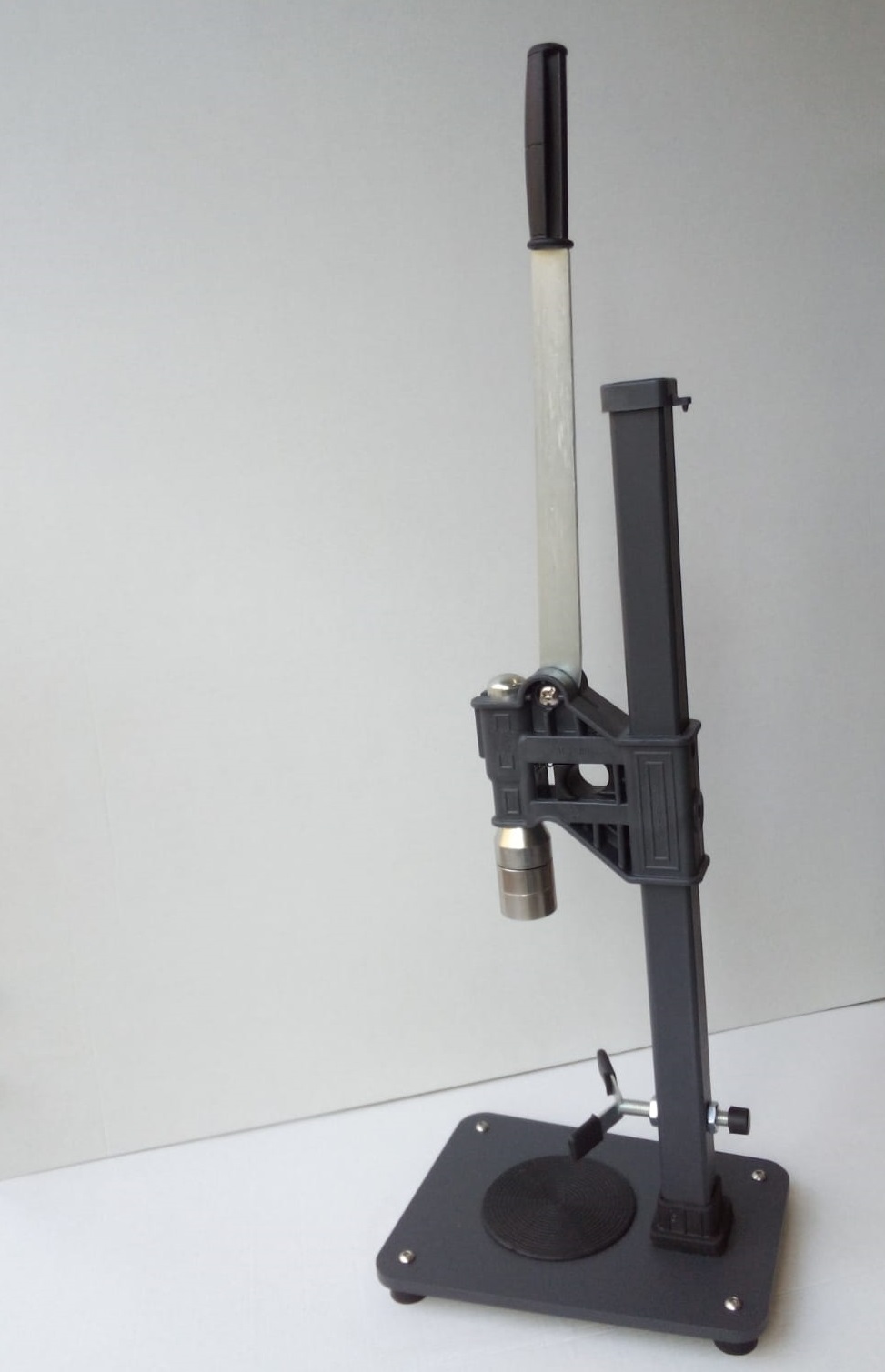 Standverkorker "Queen LUX" 26 mm Kronenverkorker Tischmodell