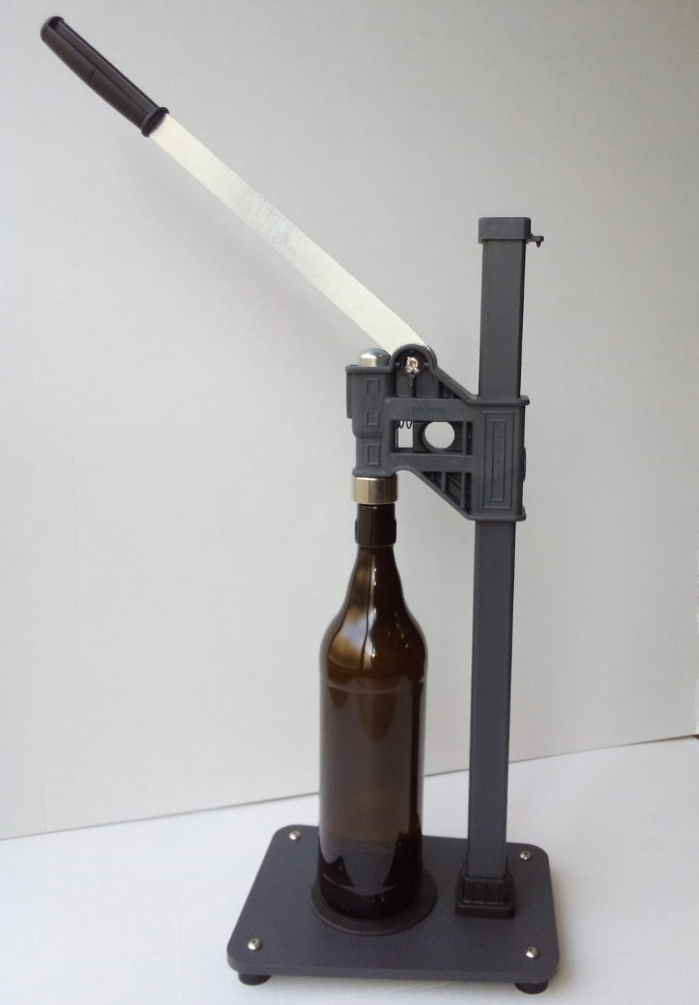 Standverkorker "Queen" 26 mm Kronenverkorker Tischmodell